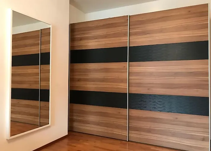 Neben Dem Lkh Und Der Medizinischen Universitaet * Štýrský Hradec